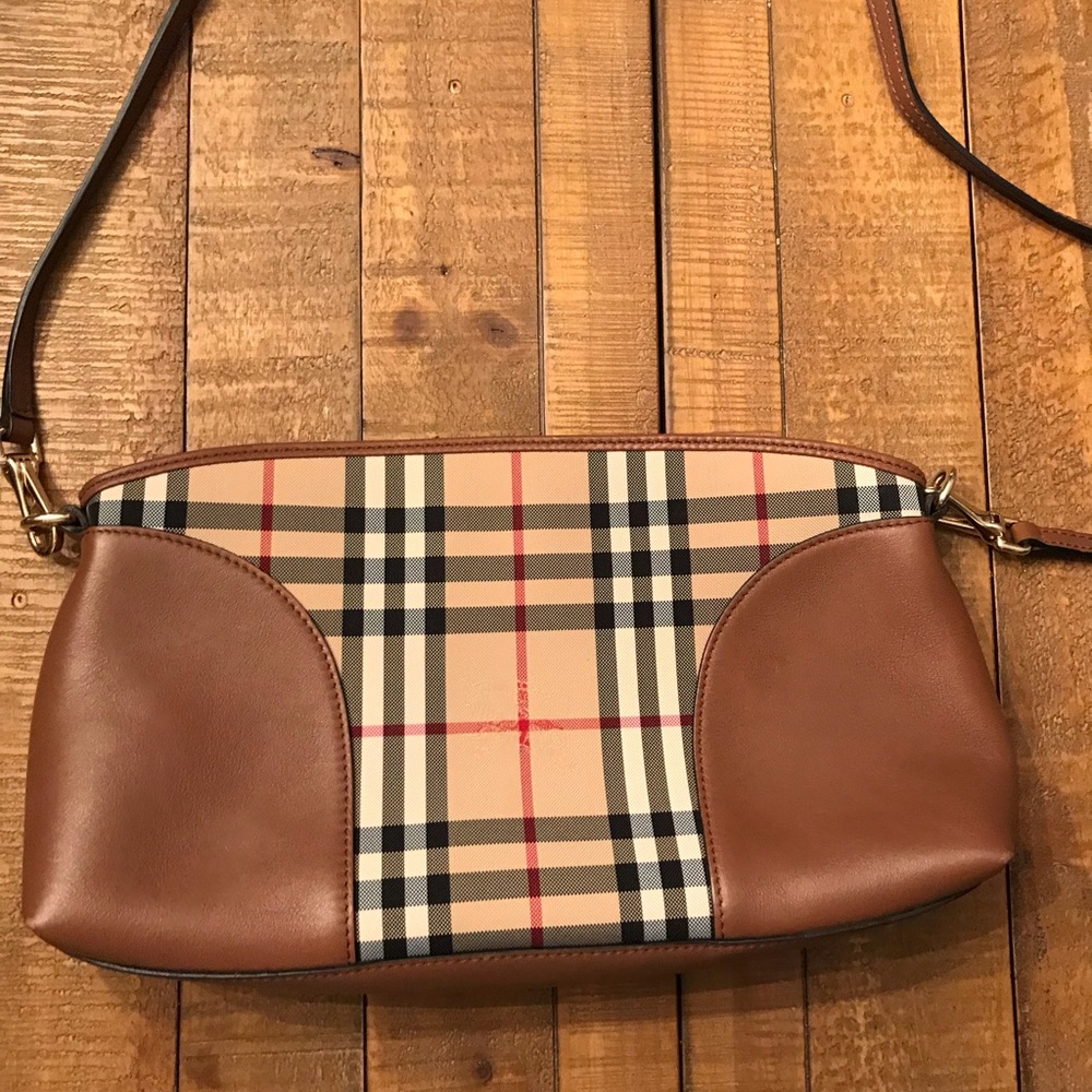 Burberry purse